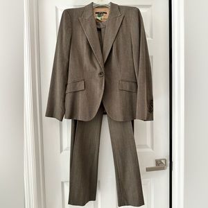 Women’s suit